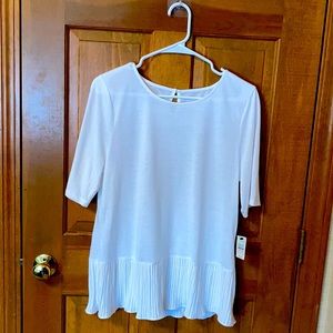 Talbots Ladies Lightweight Top